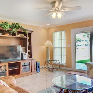 https://4-a-three-bedroom-townhome.hotels-destin.com